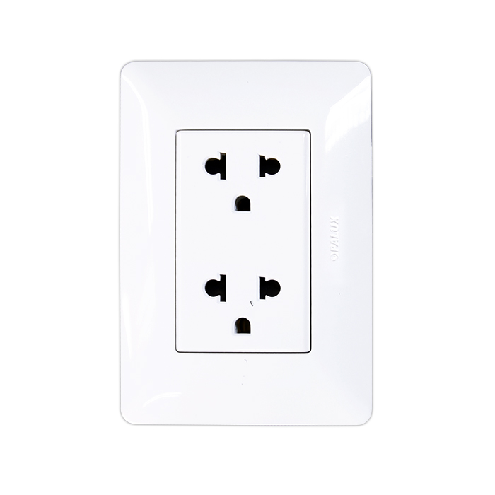 TOMACORRIENTE DOBLE CON PROTECCIÓN