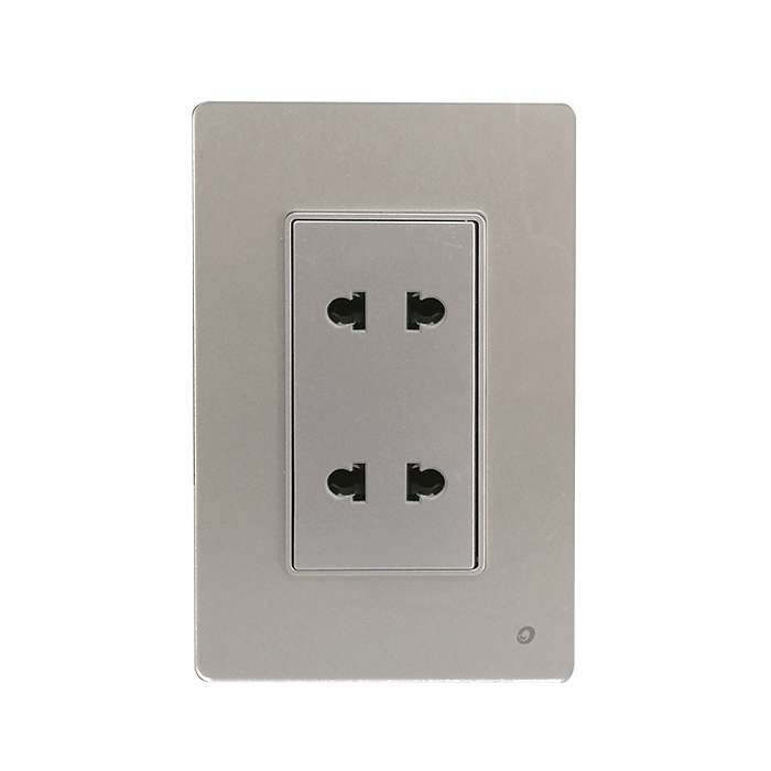 TOMACORRIENTE UNIVERSAL DUPLEX SERIE CRISTAL COLOR GRIS